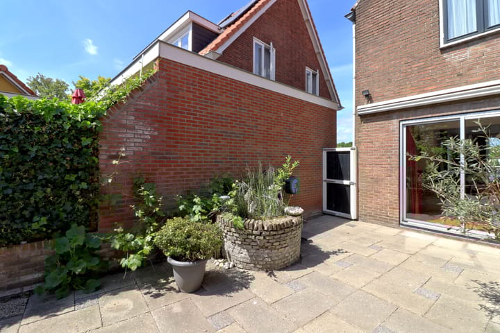 Photo 38 of Zuiderkade 14