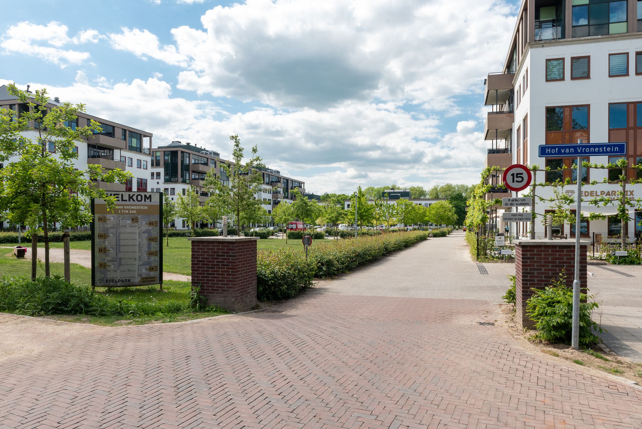 Foto 18 van Hof van Vronestein 32