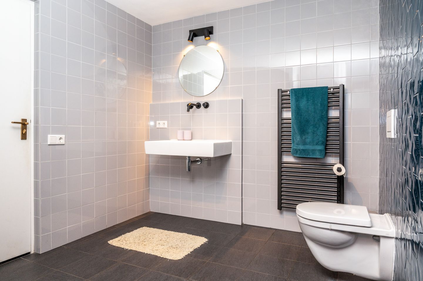 Photo 50 of Huygensweg 14