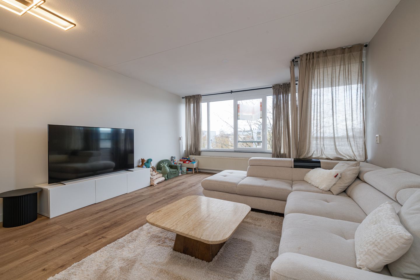 Foto 1 van Samanthagang 176