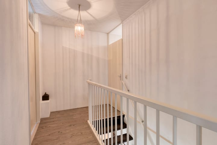 Photo 37 of Joost Beeldsnijderweg 1