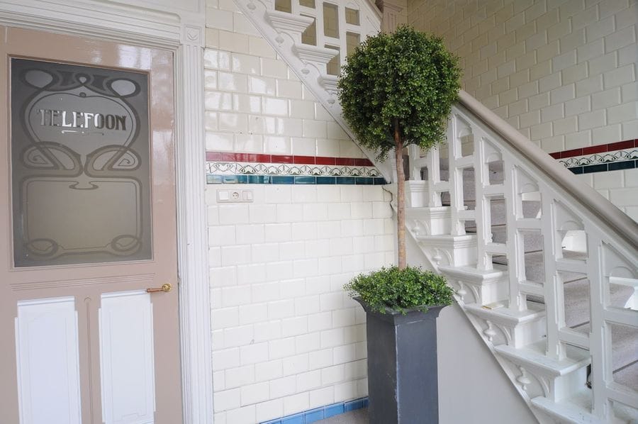 View photo 3 of Stationsweg 51-A