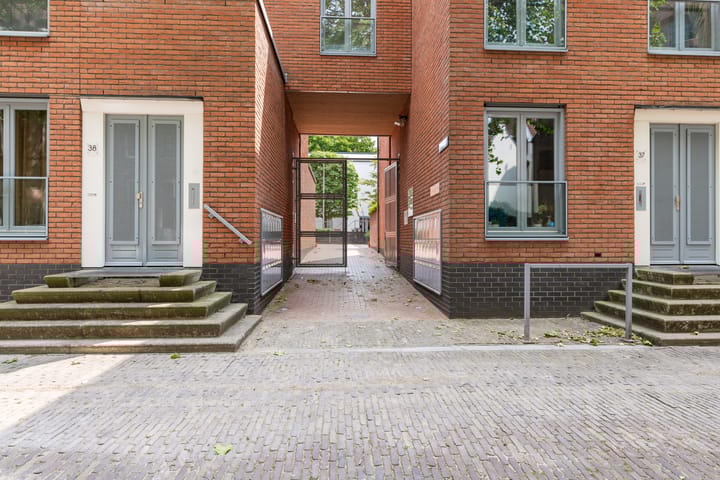 Foto 27 van Mariaplaats 34-J