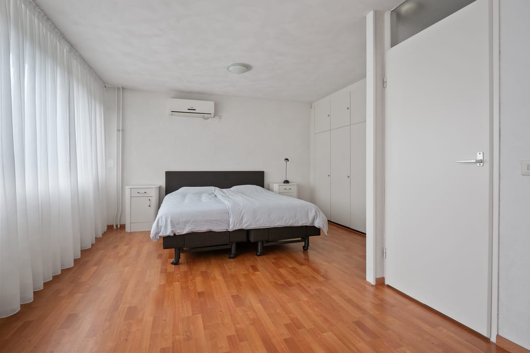 Foto 22 van Piacenzastraat 38