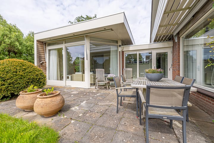 Photo 44 of De Woudhorne 37