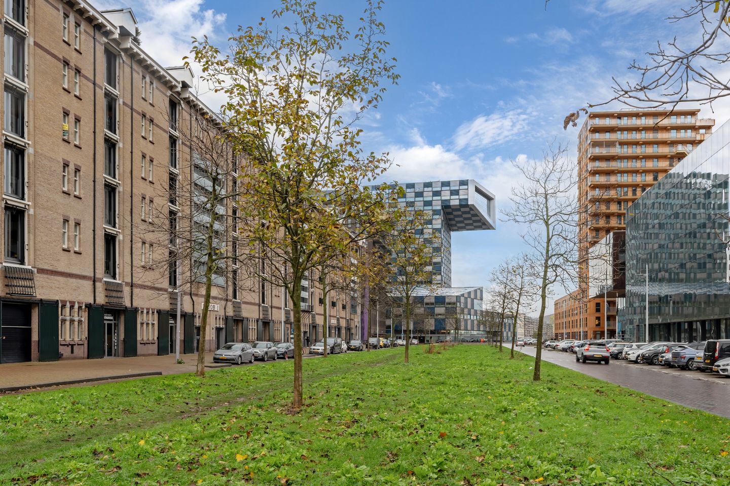 Foto 4 van Lloydstraat 100