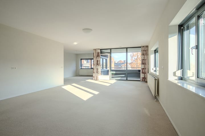 Photo 4 of Oranjelaan 21-C6