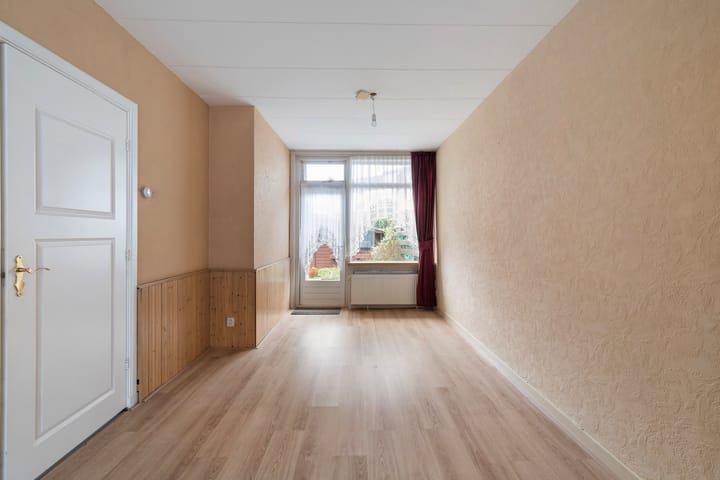 Photo 6 of Jan van Rodestraat 35