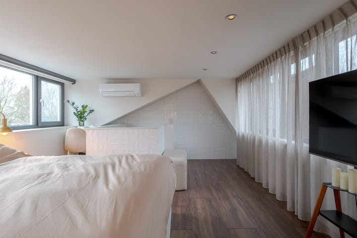 Photo 45 of Loodiep 21