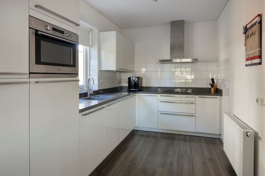 Foto 2 van Burgemeester van Engelenweg 145