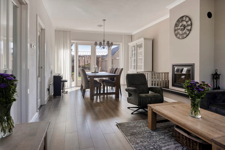 Foto 3 van Burgemeester van Engelenweg 145