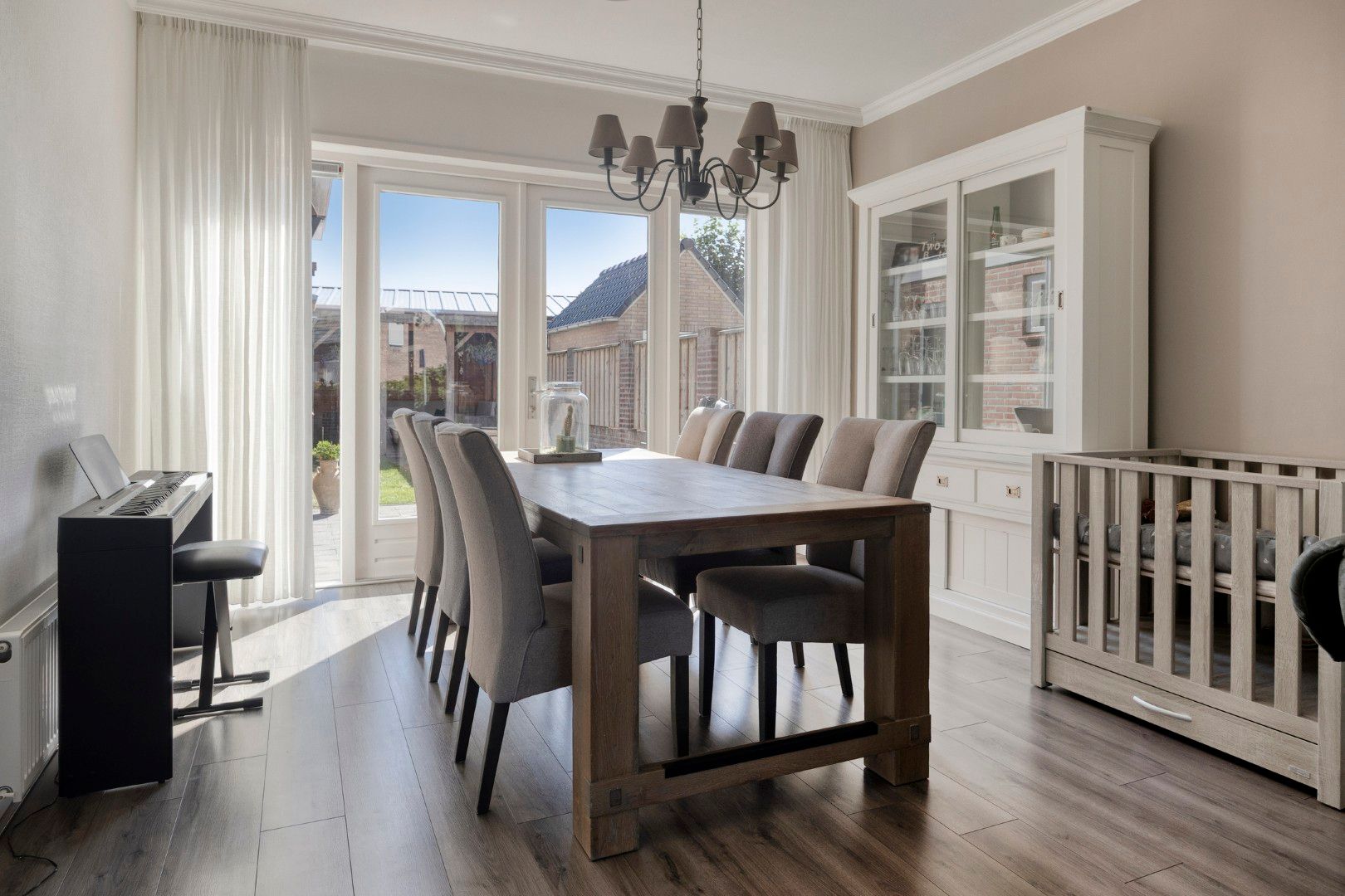 Foto 15 van Burgemeester van Engelenweg 145