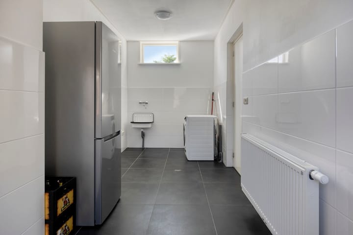 Foto 24 van Burgemeester van Engelenweg 145