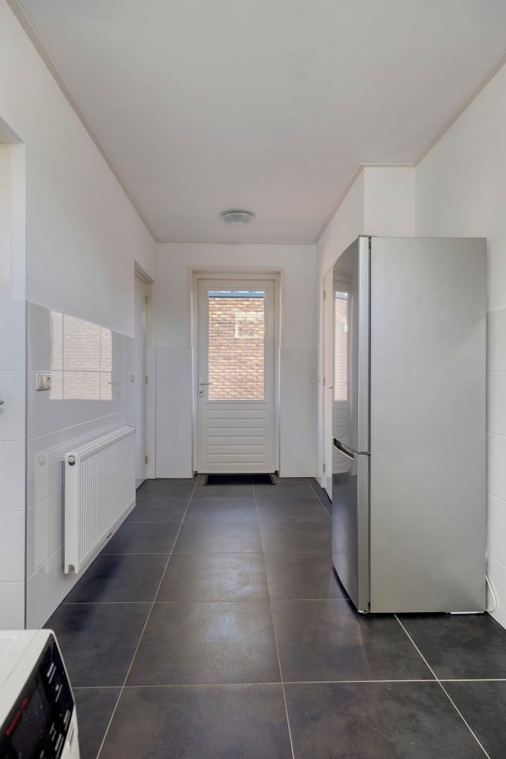 Foto 25 van Burgemeester van Engelenweg 145