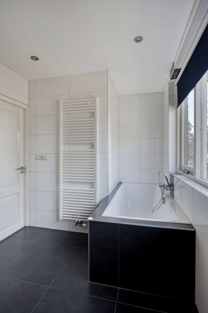 Foto 40 van Burgemeester van Engelenweg 145