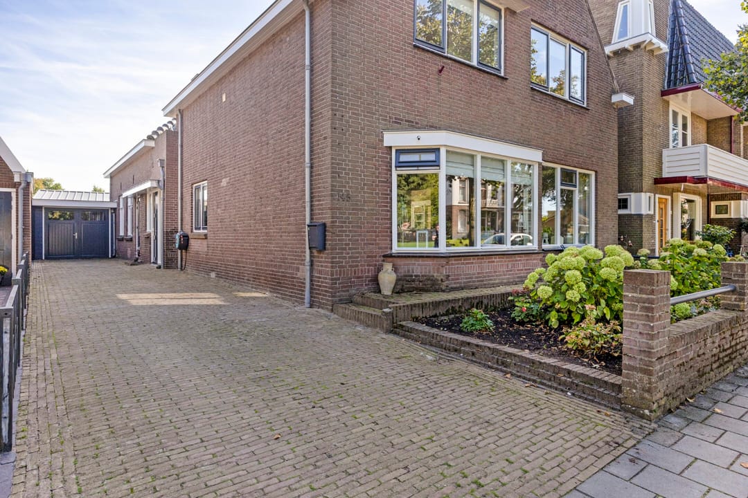 Foto 56 van Burgemeester van Engelenweg 145