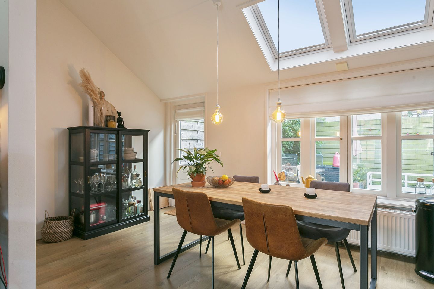 Photo 5 of Willemstraat 13