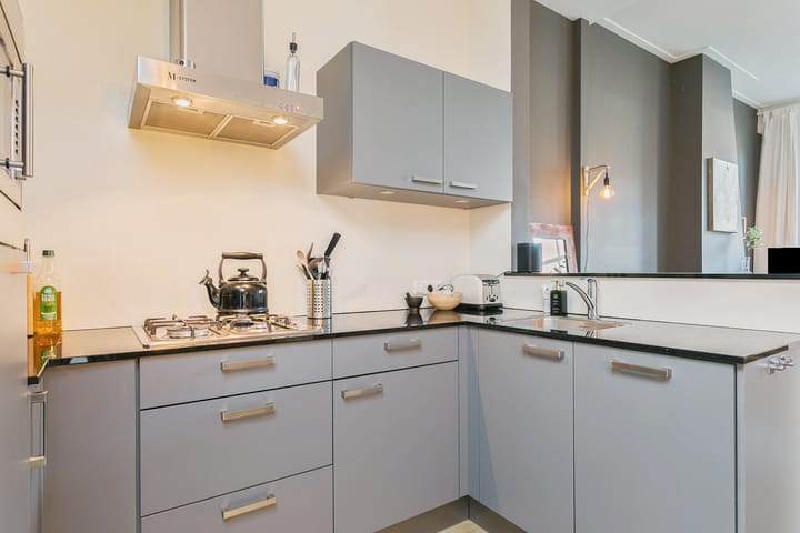 Photo 7 of Willemstraat 13