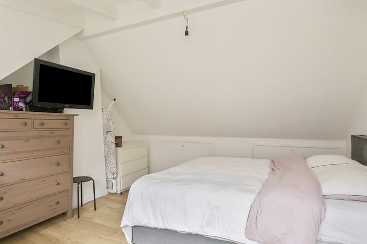 Photo 11 of Willemstraat 13