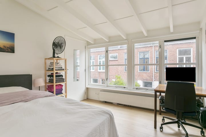 Photo 12 of Willemstraat 13