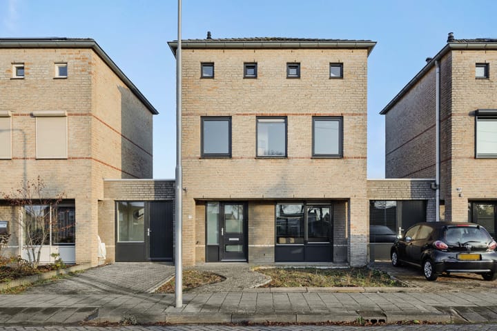 Foto 3 van Almstein 19