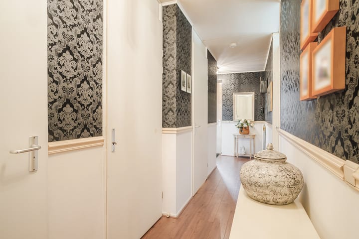 Foto 23 van Emmastraat 5-M