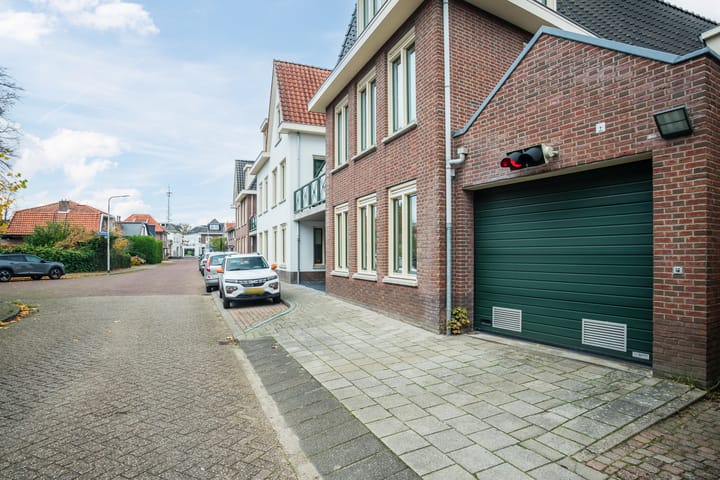 Foto 42 van Emmastraat 5-M