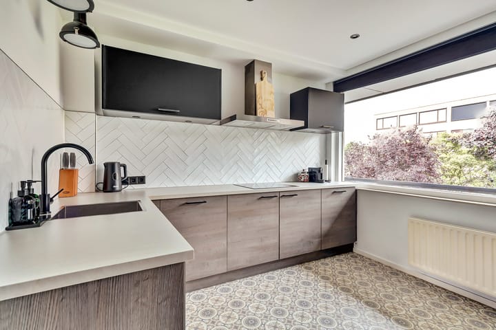 Photo 13 of Schollevaarstraat 48