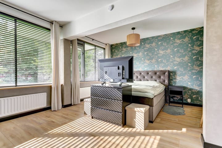 Photo 15 of Schollevaarstraat 48