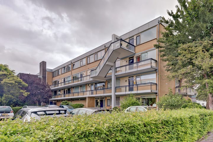 Photo 28 of Schollevaarstraat 48