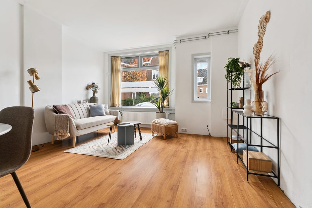 Foto 11 van van Heutszstraat 57