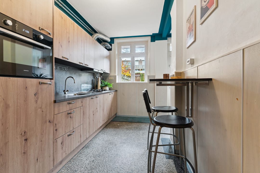 Foto 17 van van Heutszstraat 57