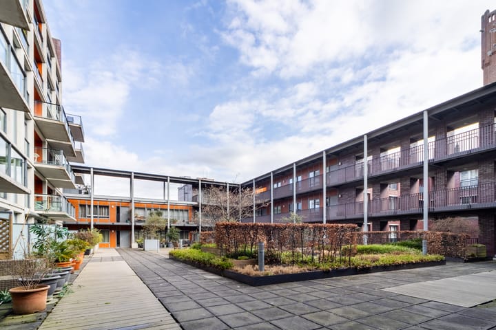 Foto 70 van Nobelstraat 8-A