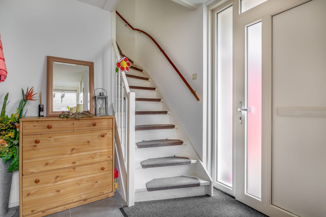 Photo 11 of Aert van Nesstraat 26