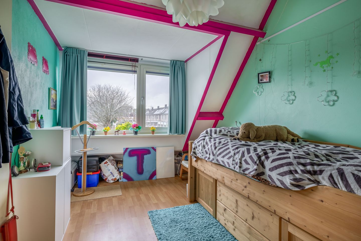 Photo 35 of Aert van Nesstraat 26