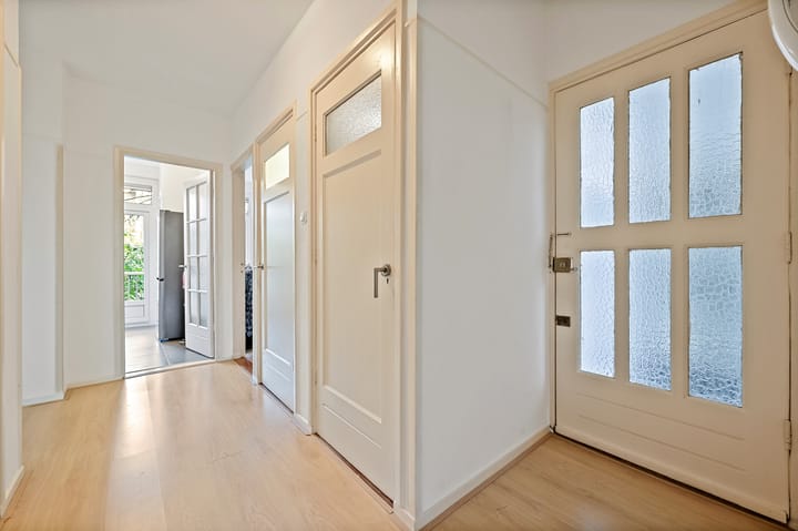 Photo 13 of Burgemeester Elsenlaan 131