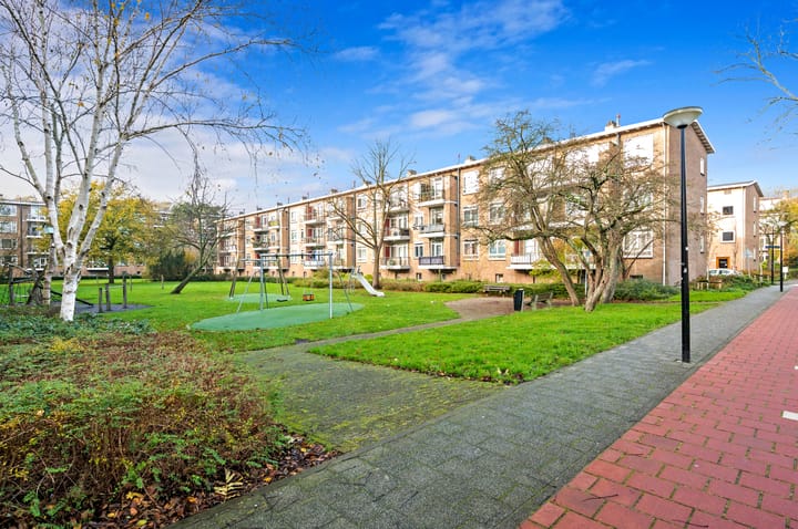 Photo 28 of Burgemeester Elsenlaan 131