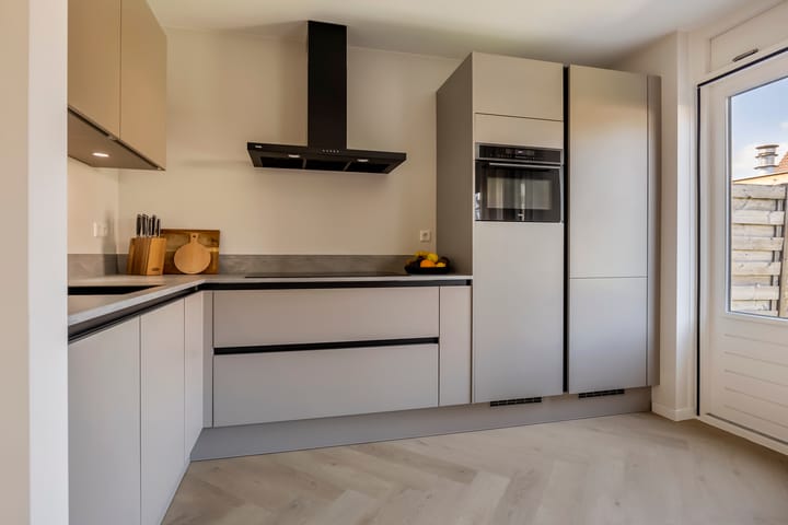 Photo 3 of Jacob de Wittstraat 32