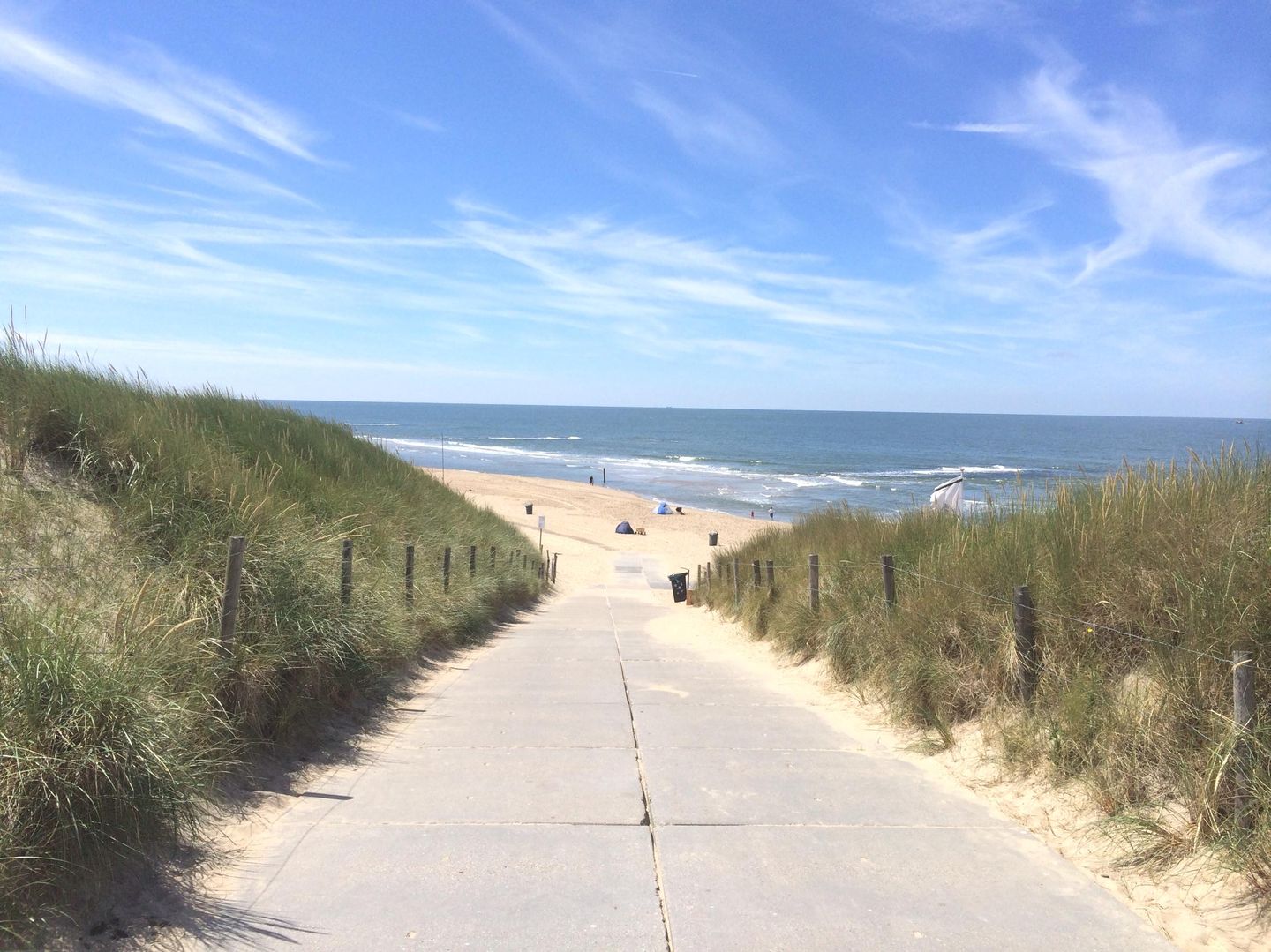 Photo 10 of Strandhuisje aan Zee