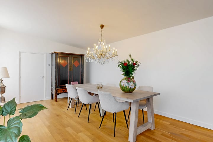 Photo 9 of Raadhuisstraat 34