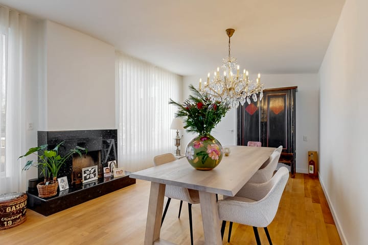 Photo 10 of Raadhuisstraat 34