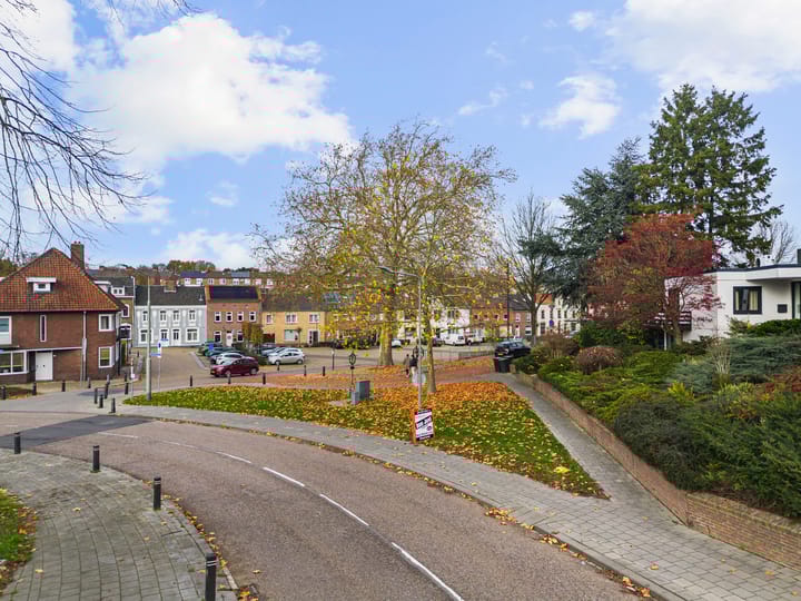 Photo 42 of Raadhuisstraat 34