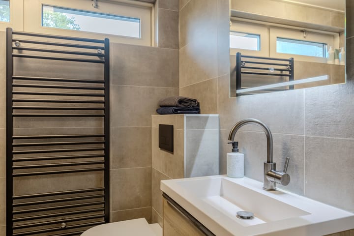 Photo 29 of Kamille 47