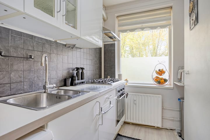 Foto 5 van Fluitekruidweg 59