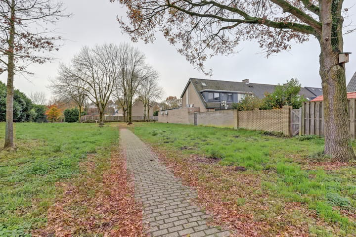 Foto 32 van Mambostraat 118