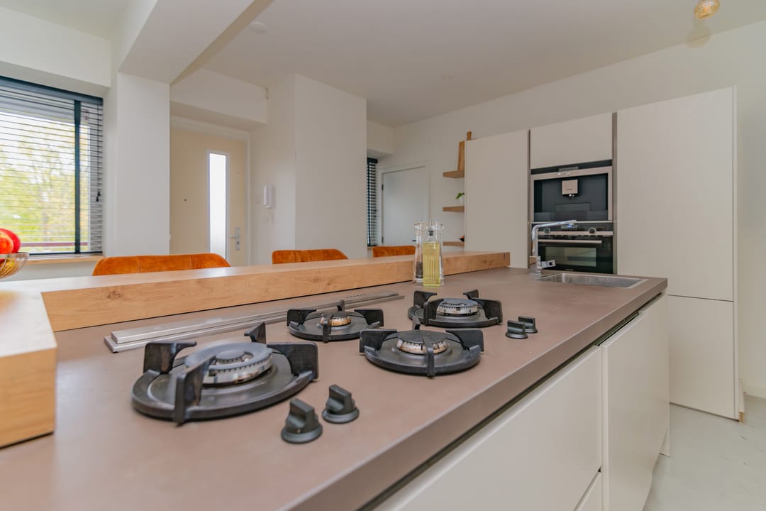 Foto 7 van Burgemeester Hogguerstraat 81