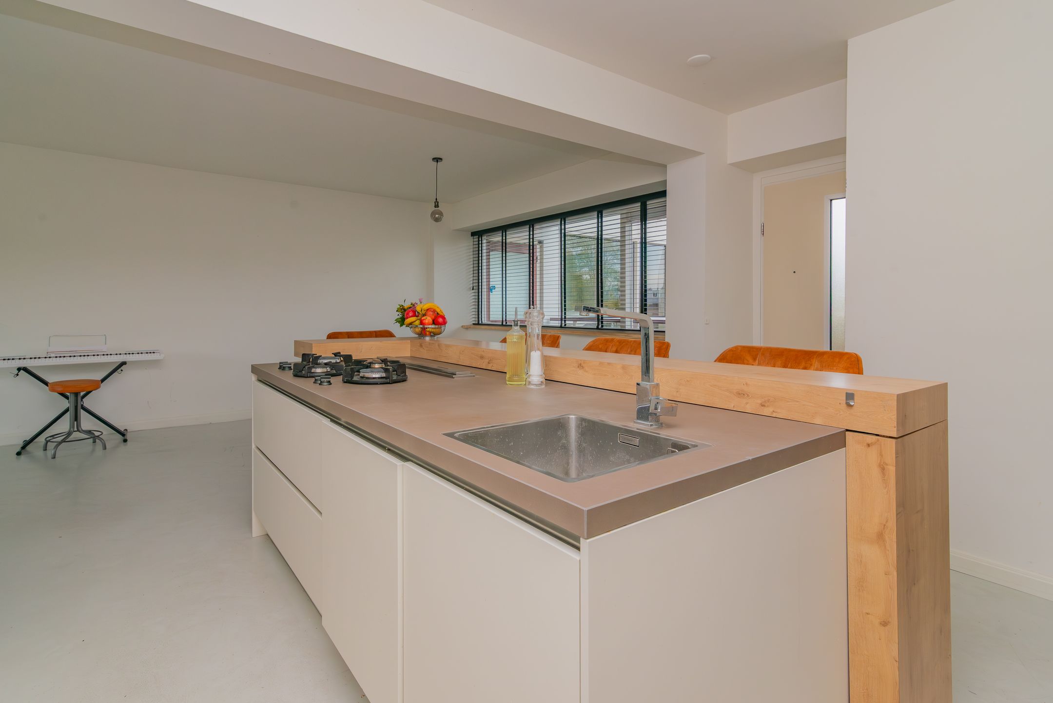 Foto 6 van Burgemeester Hogguerstraat 81