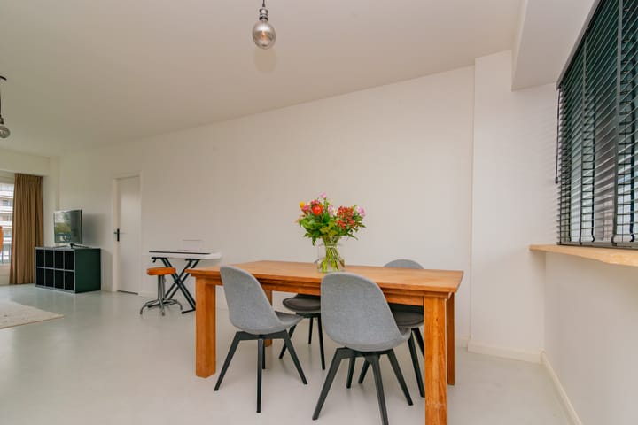 Foto 8 van Burgemeester Hogguerstraat 81