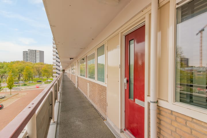 Foto 21 van Burgemeester Hogguerstraat 81