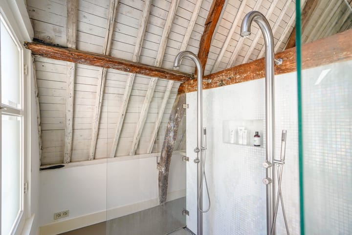 Photo 32 of Nieuwe Rijn 17